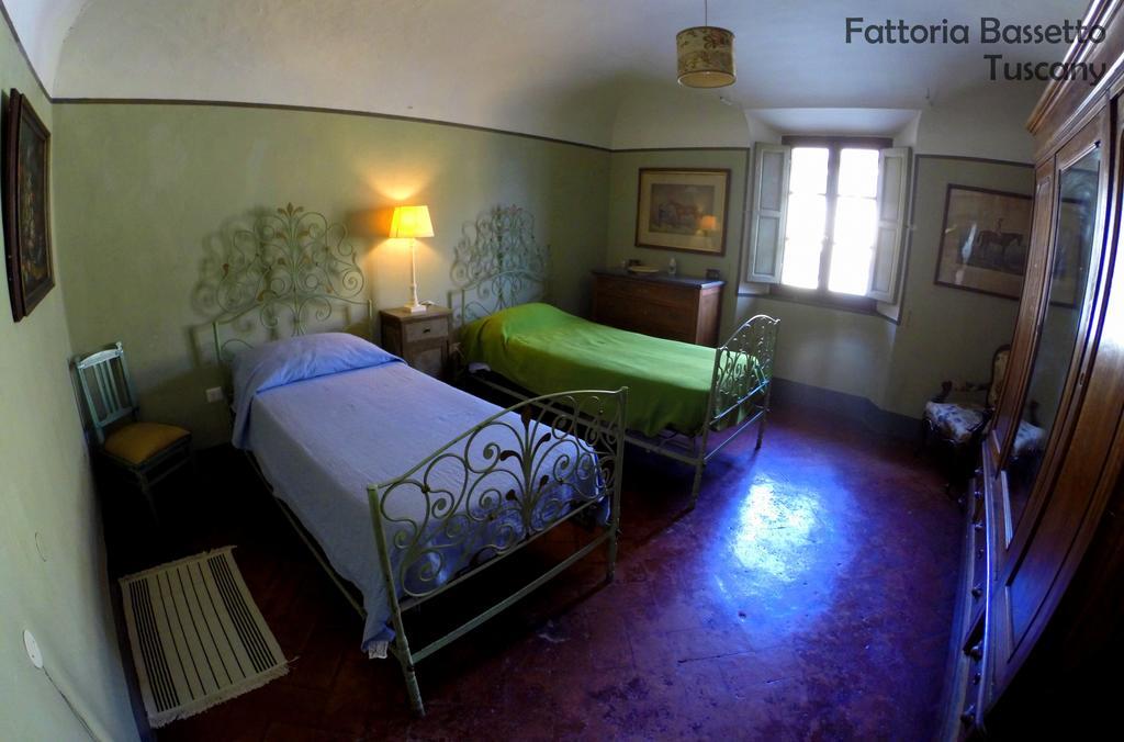 Bassetto Guesthouse & Apartments Certaldo Zimmer foto